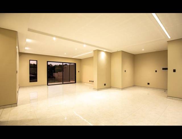 3 BEDROOM PROPERTY TO RENT IN WATERKLOOF RIDGE